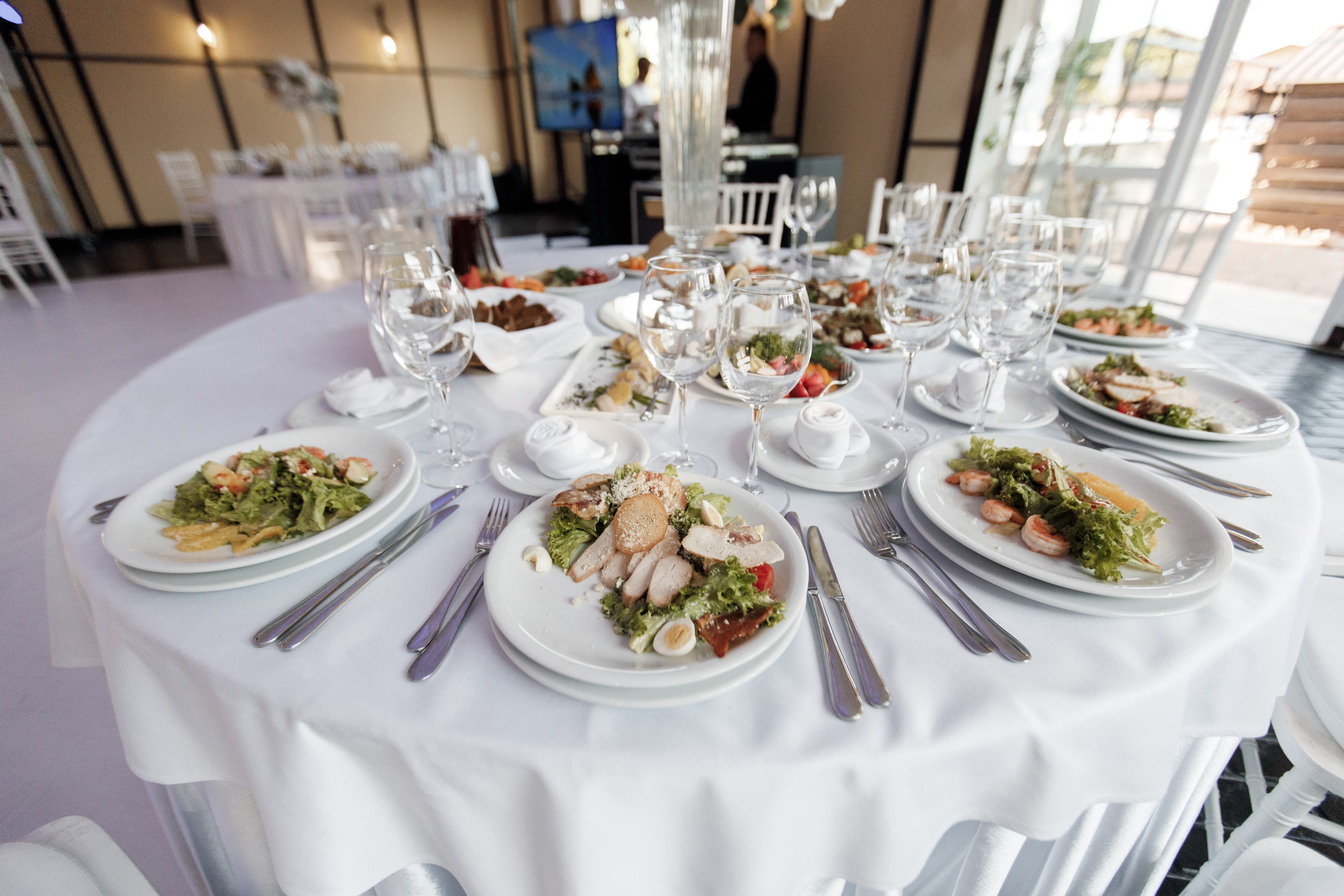 Premium catering setup in Pune for diverse events – weddings, corporates, festivals